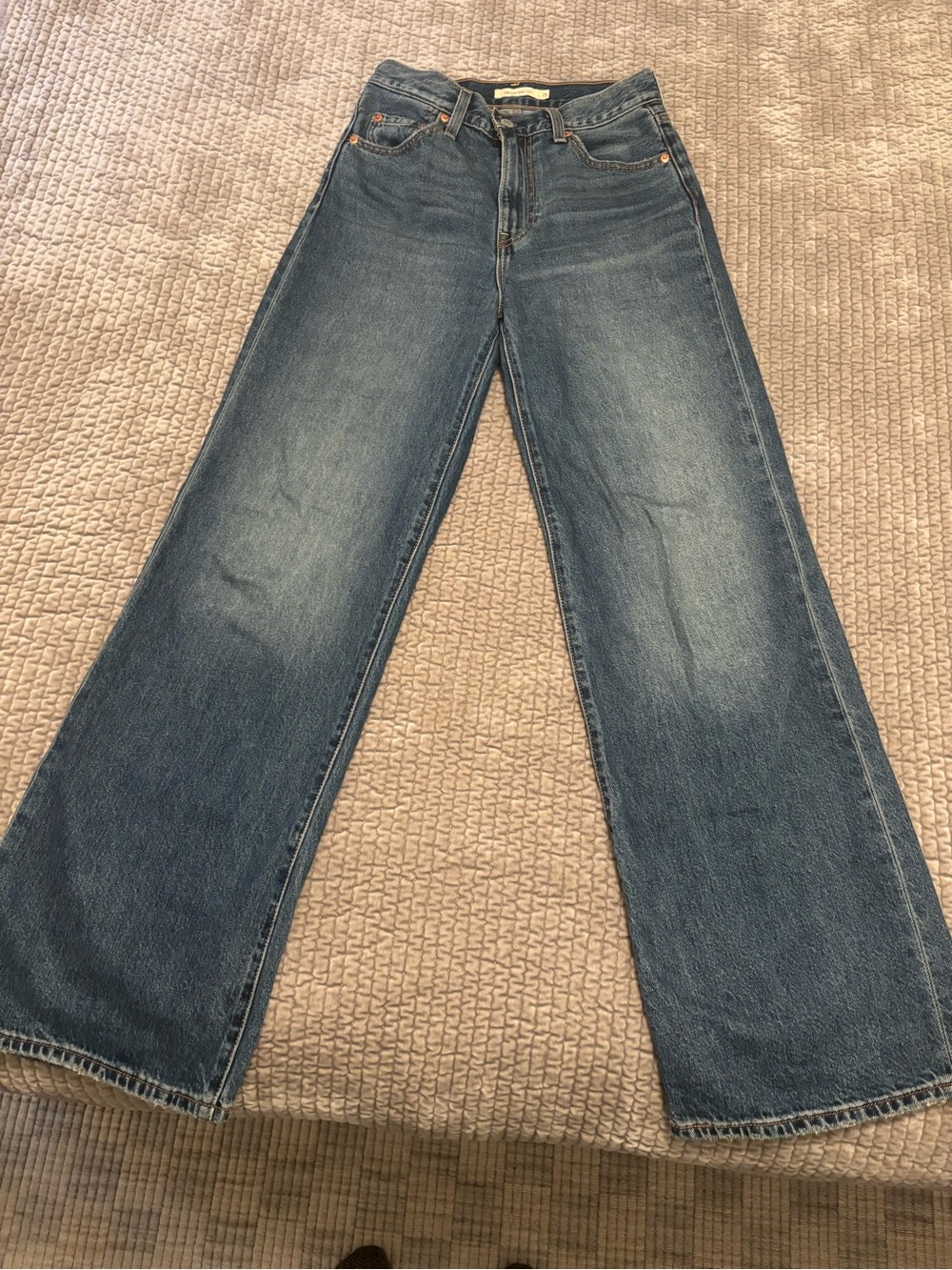 Levi's Ribcage Wide Leg Jeans - Medium Blue Wash